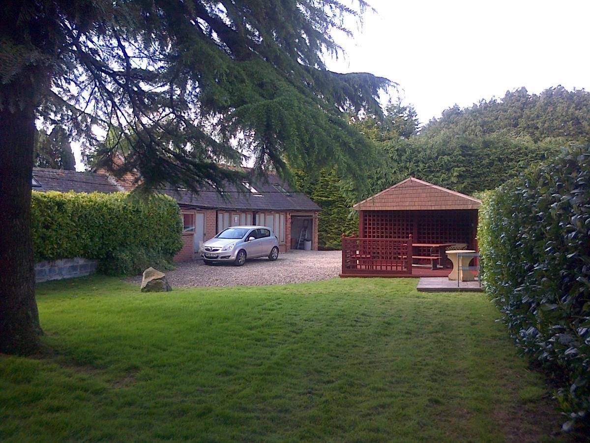 Follets B&B Pewsey Exterior photo