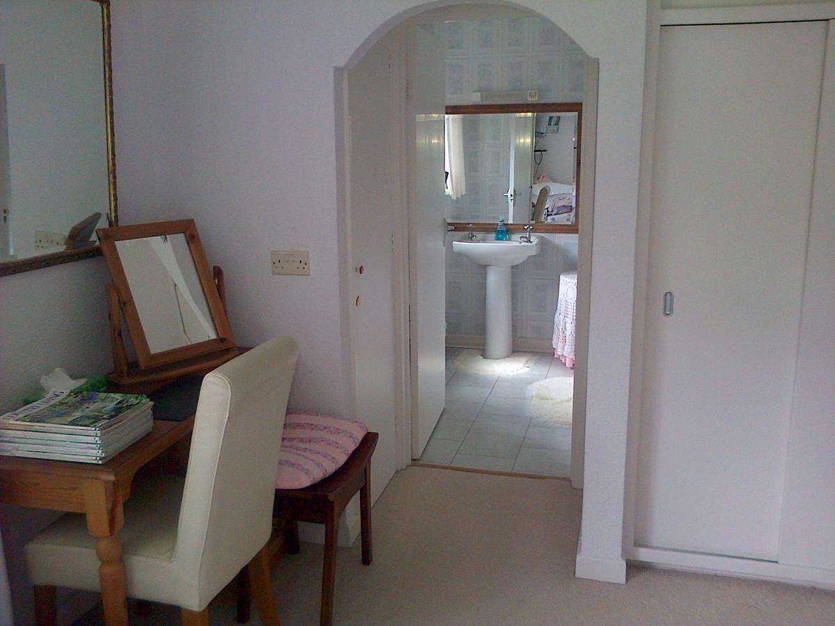 Follets B&B Pewsey Exterior photo