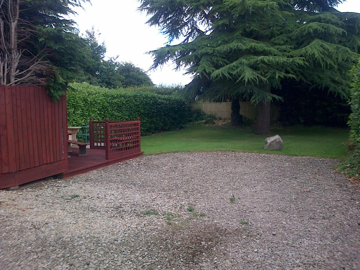 Follets B&B Pewsey Exterior photo